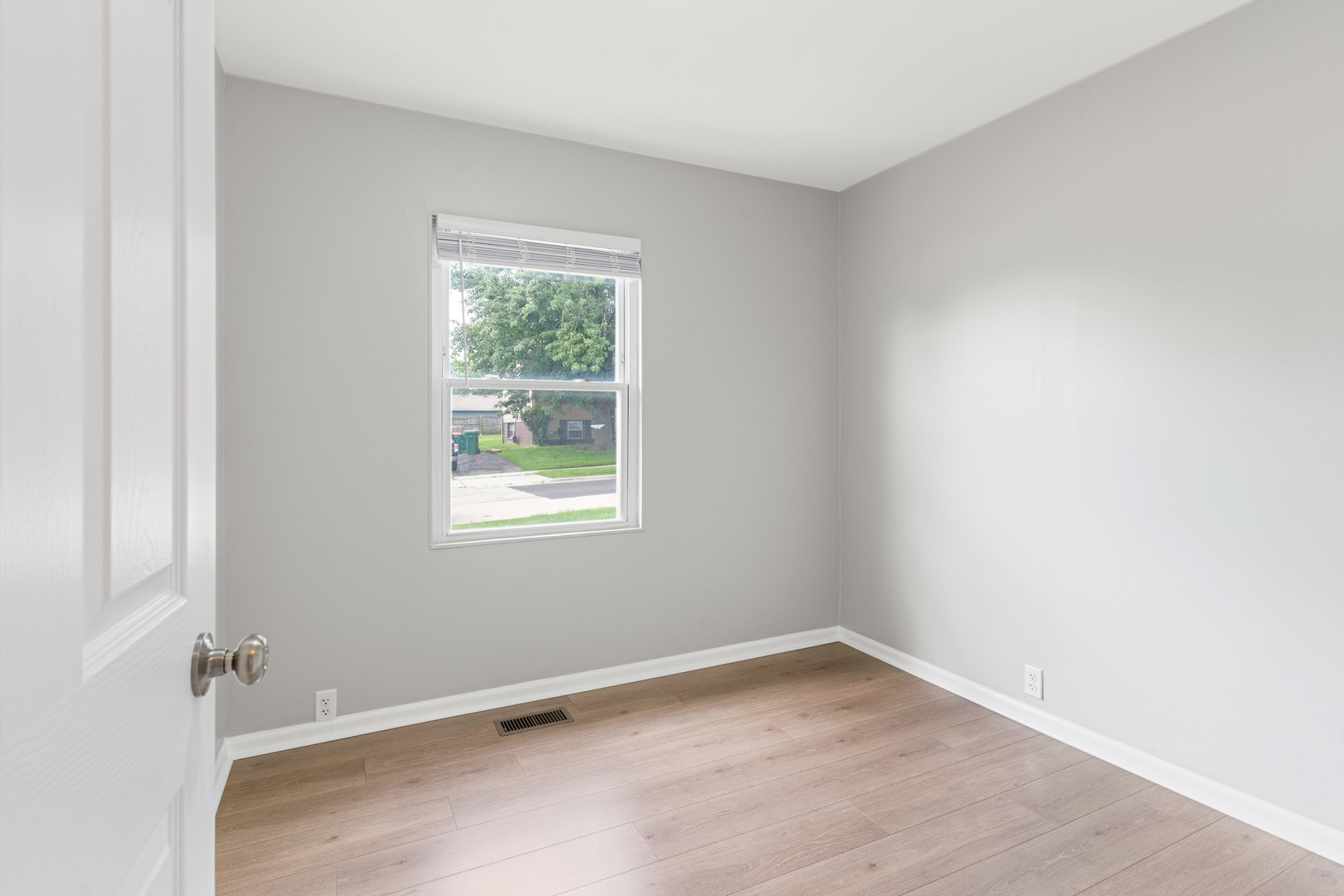 302 Healy Avenue Property Photo 16