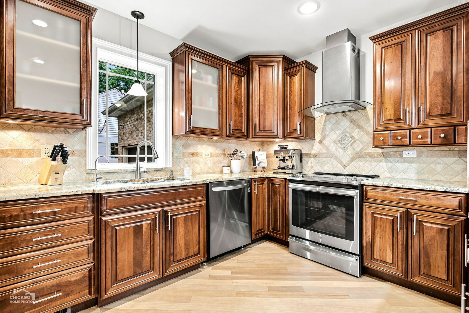 916 S I Oka Avenue Property Photo 19