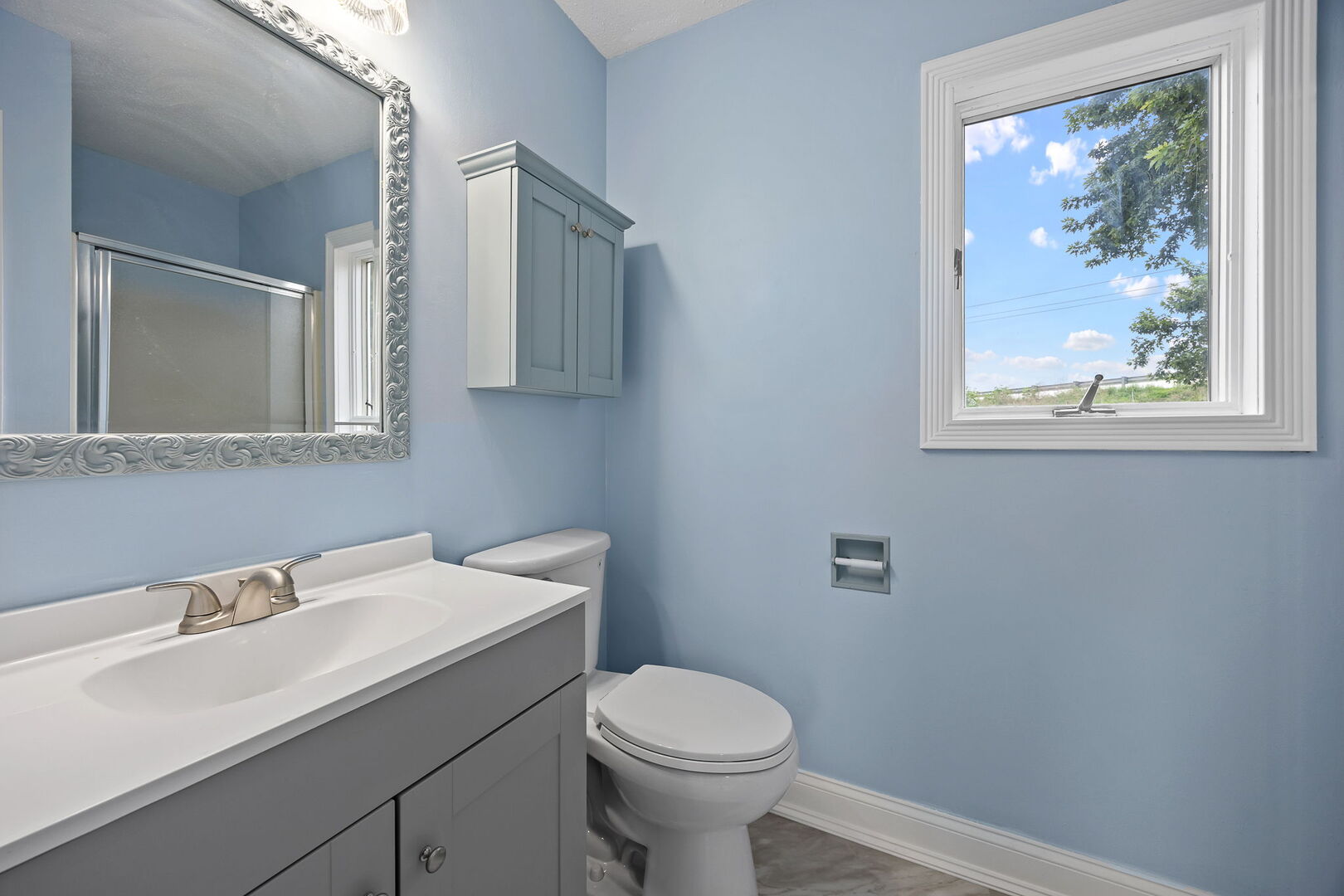 570 Meadows Road Property Photo 14