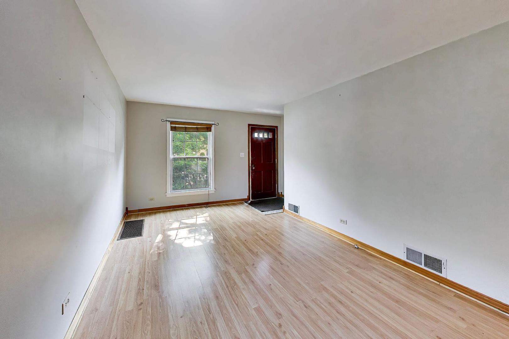 3844 N Pacific Avenue Property Photo 5