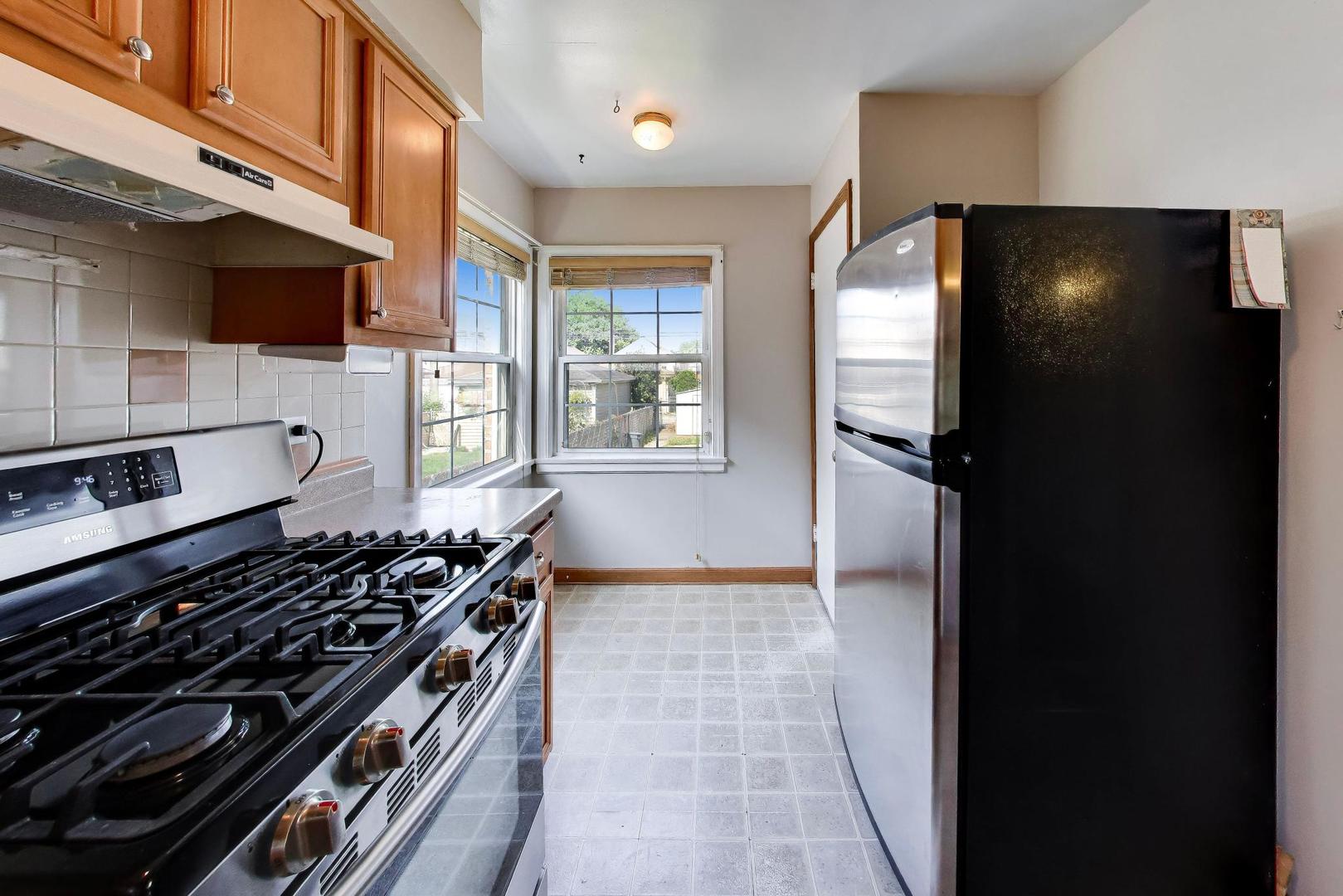 3844 N Pacific Avenue Property Photo 7