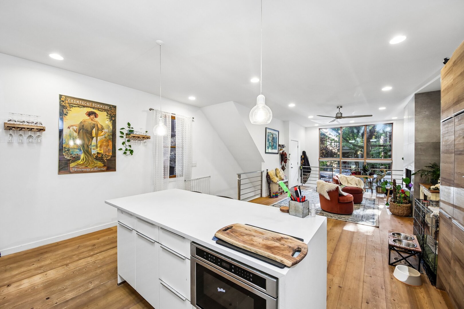 1050 N Marshfield Avenue 1 Property Photo 6