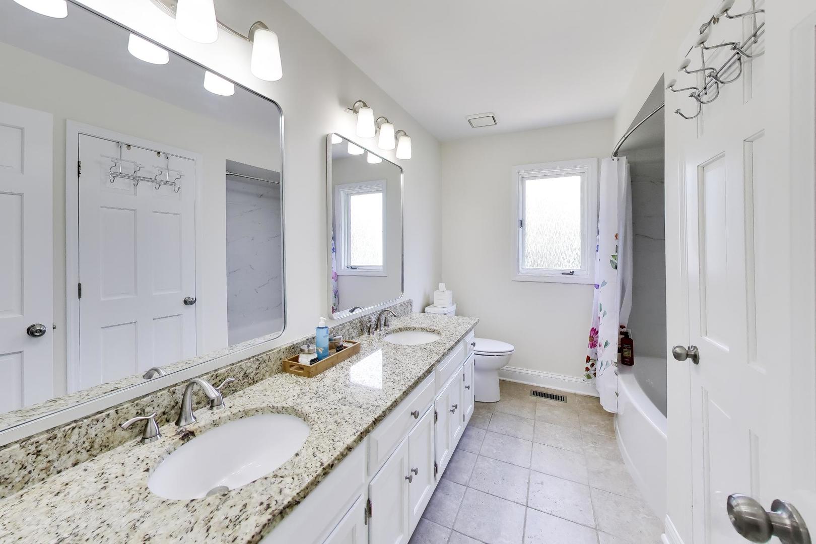 1016 Liberty Drive Property Photo 39