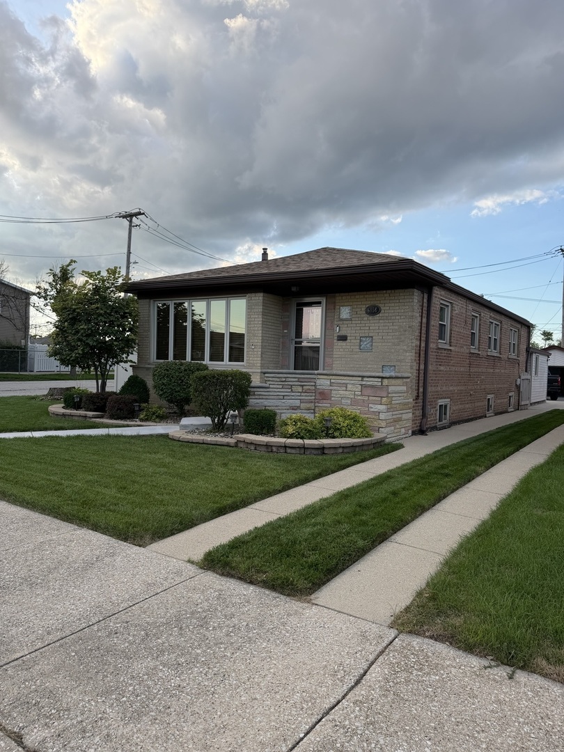 6056 W 60th Street Property Photo 1