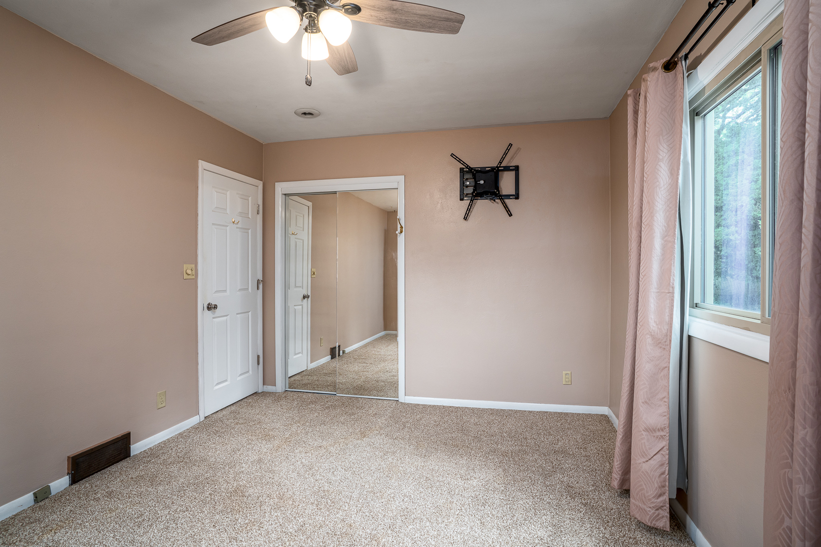 803 16th Street Property Photo 13