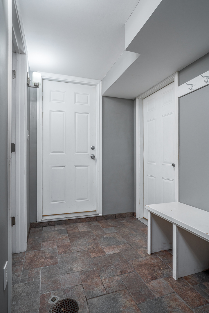 803 16th Street Property Photo 18