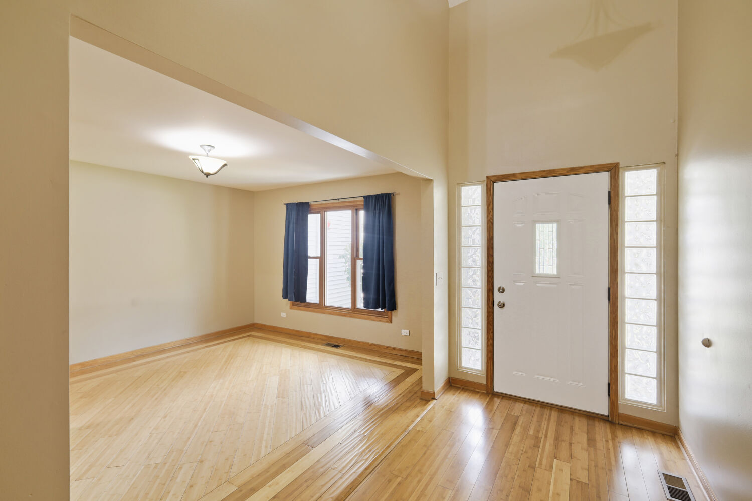 2805 Breckenridge Circle Property Photo 3