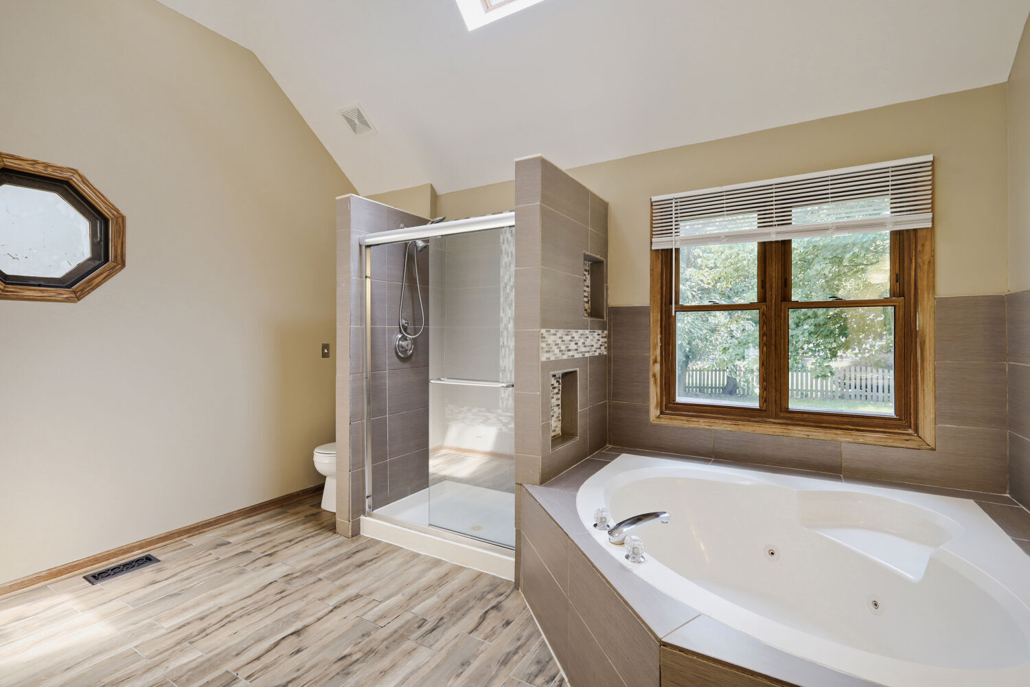 2805 Breckenridge Circle Property Photo 16