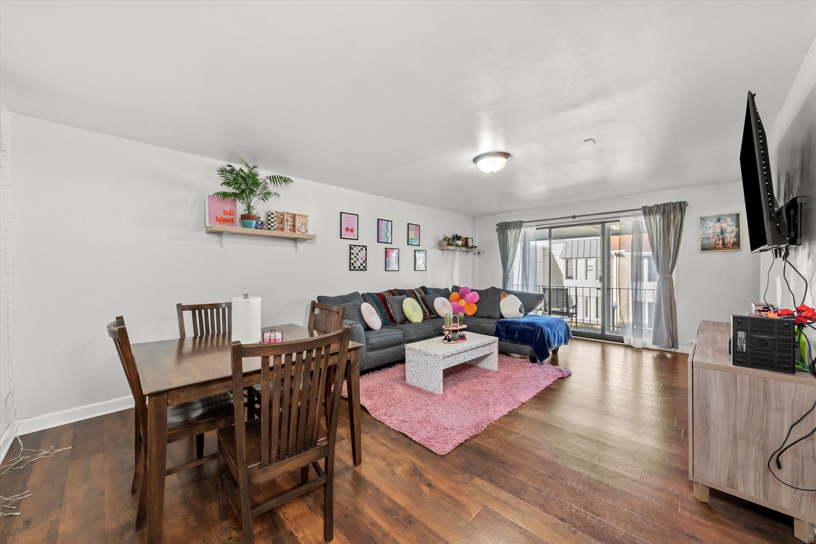 9812 S Karlov Avenue 4d Property Photo 6