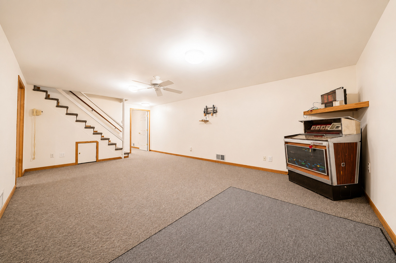 6 Heather Lane Property Photo 33
