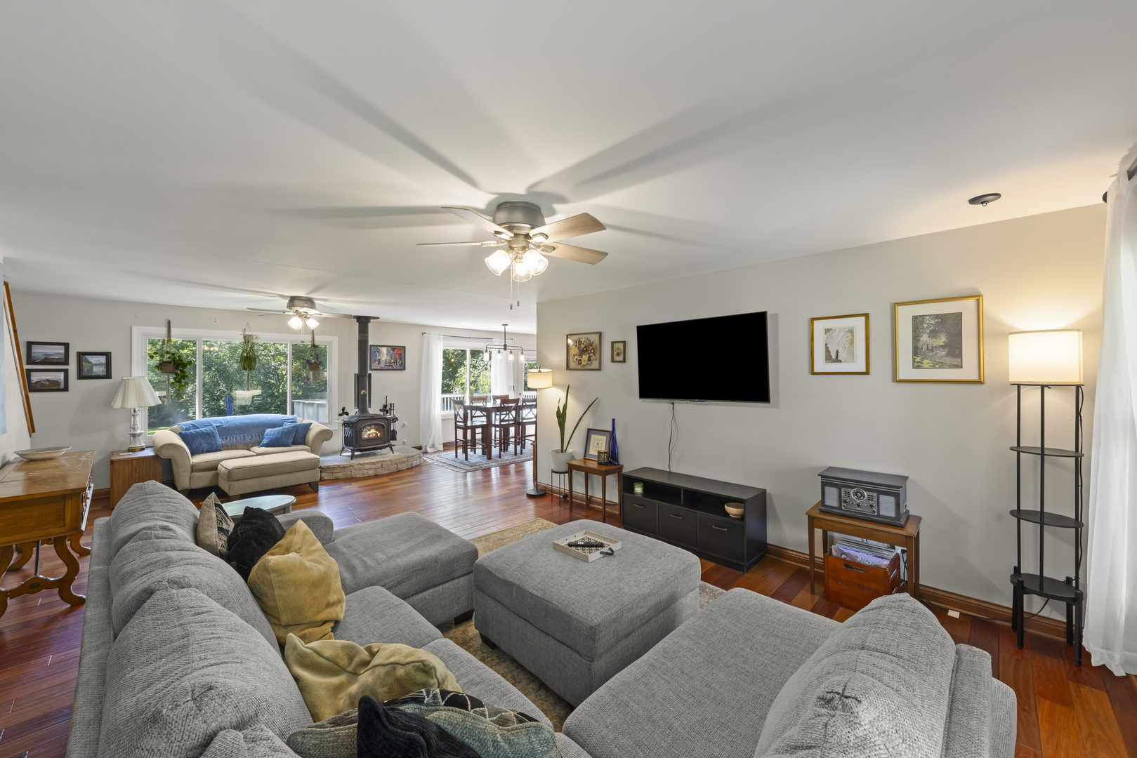43w753 Oakleaf Drive Property Photo 10
