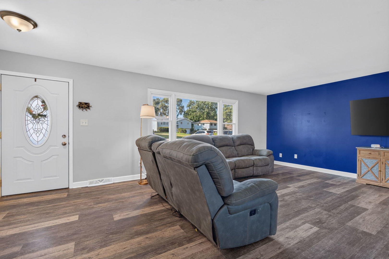 24334 S Valley Drive Property Photo 4