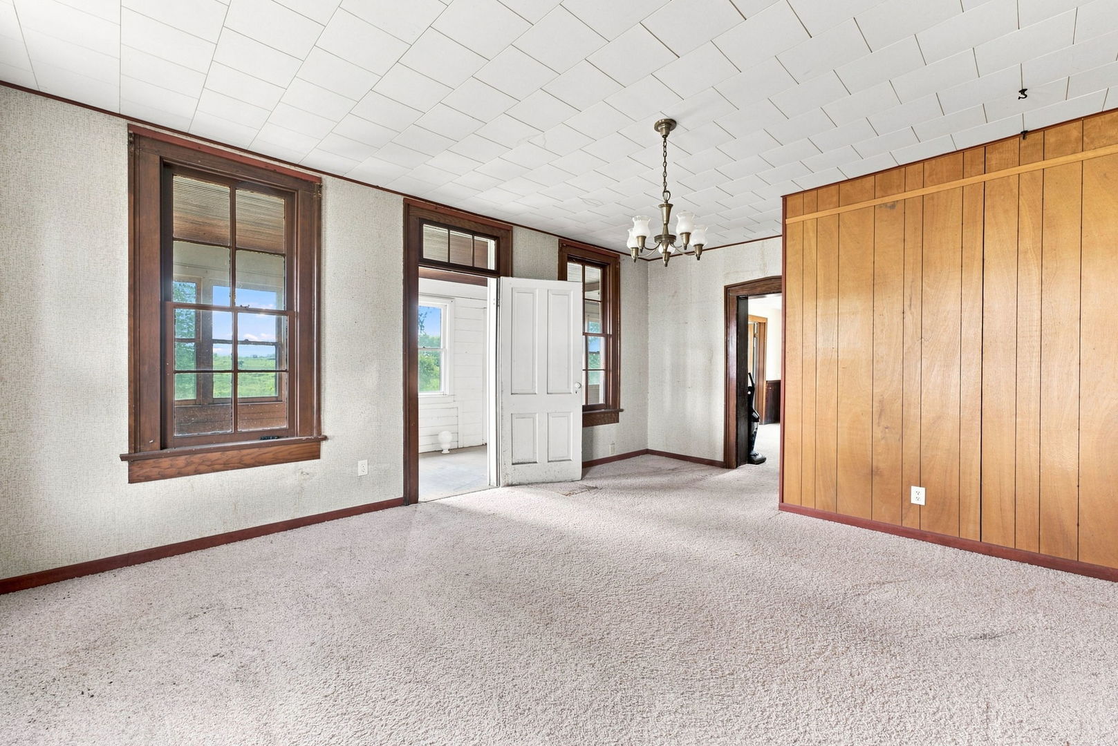 1154 280th Street Property Photo 15