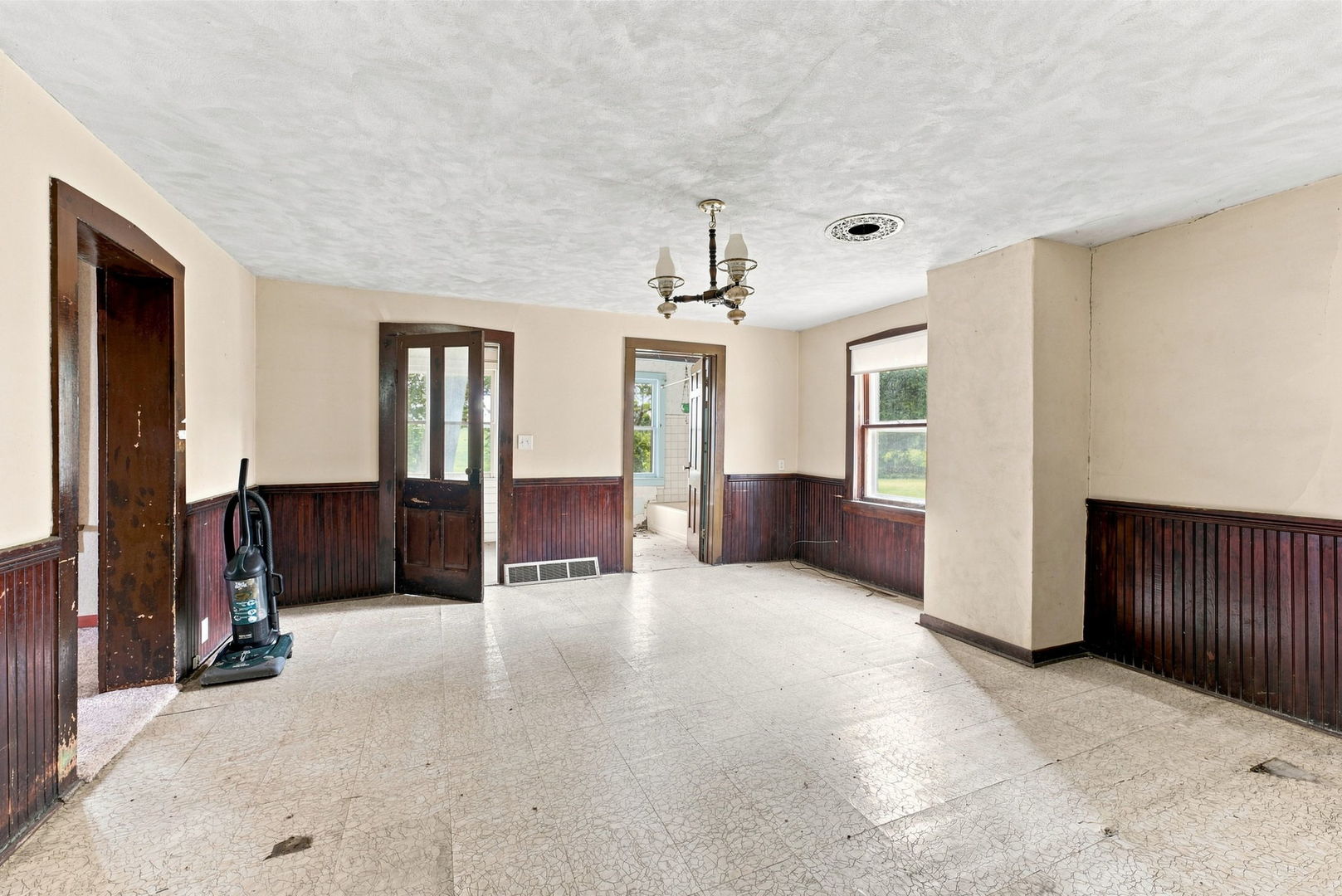 1154 280th Street Property Photo 19