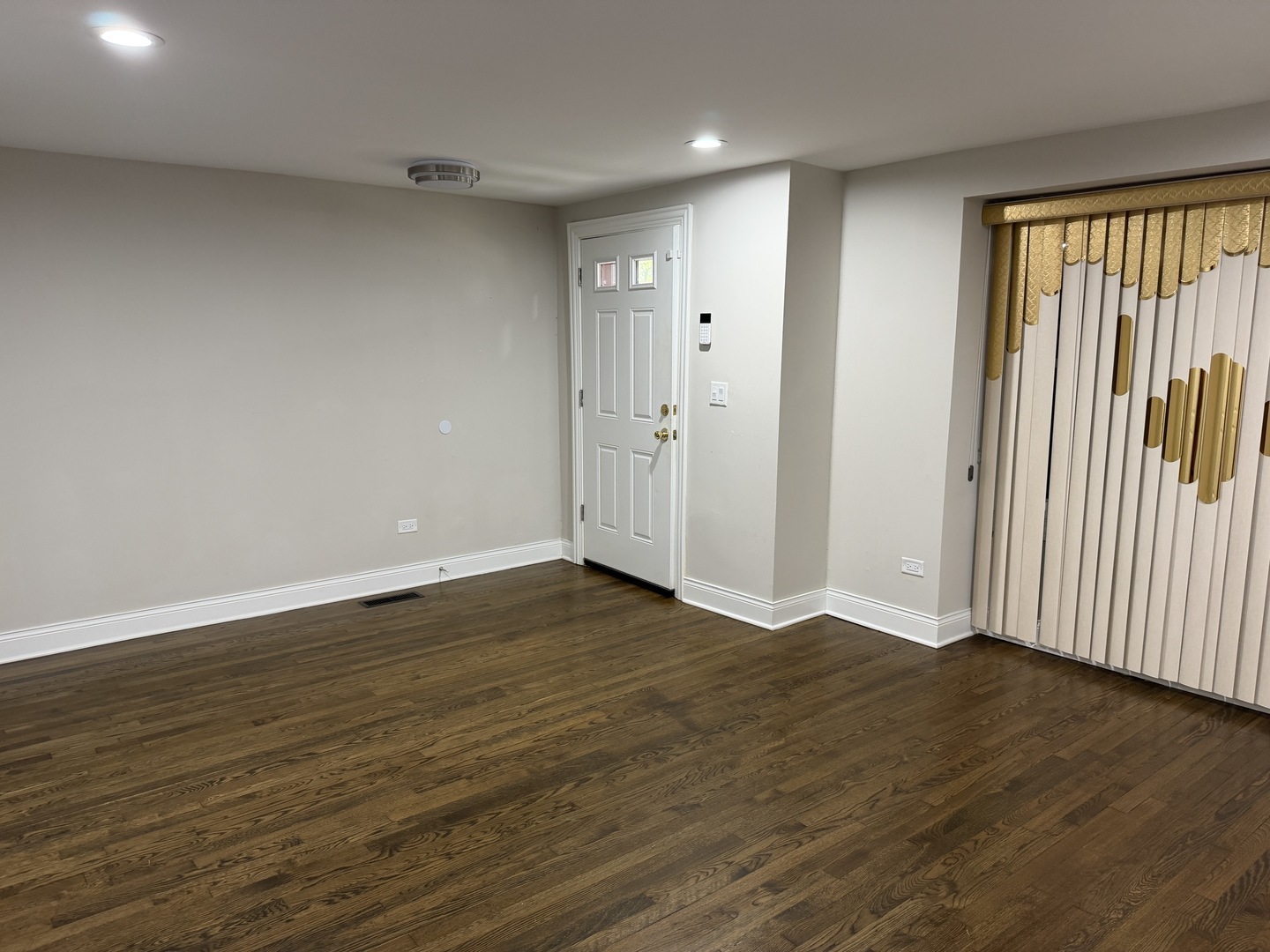 9133 S Halsted Street Property Photo 3
