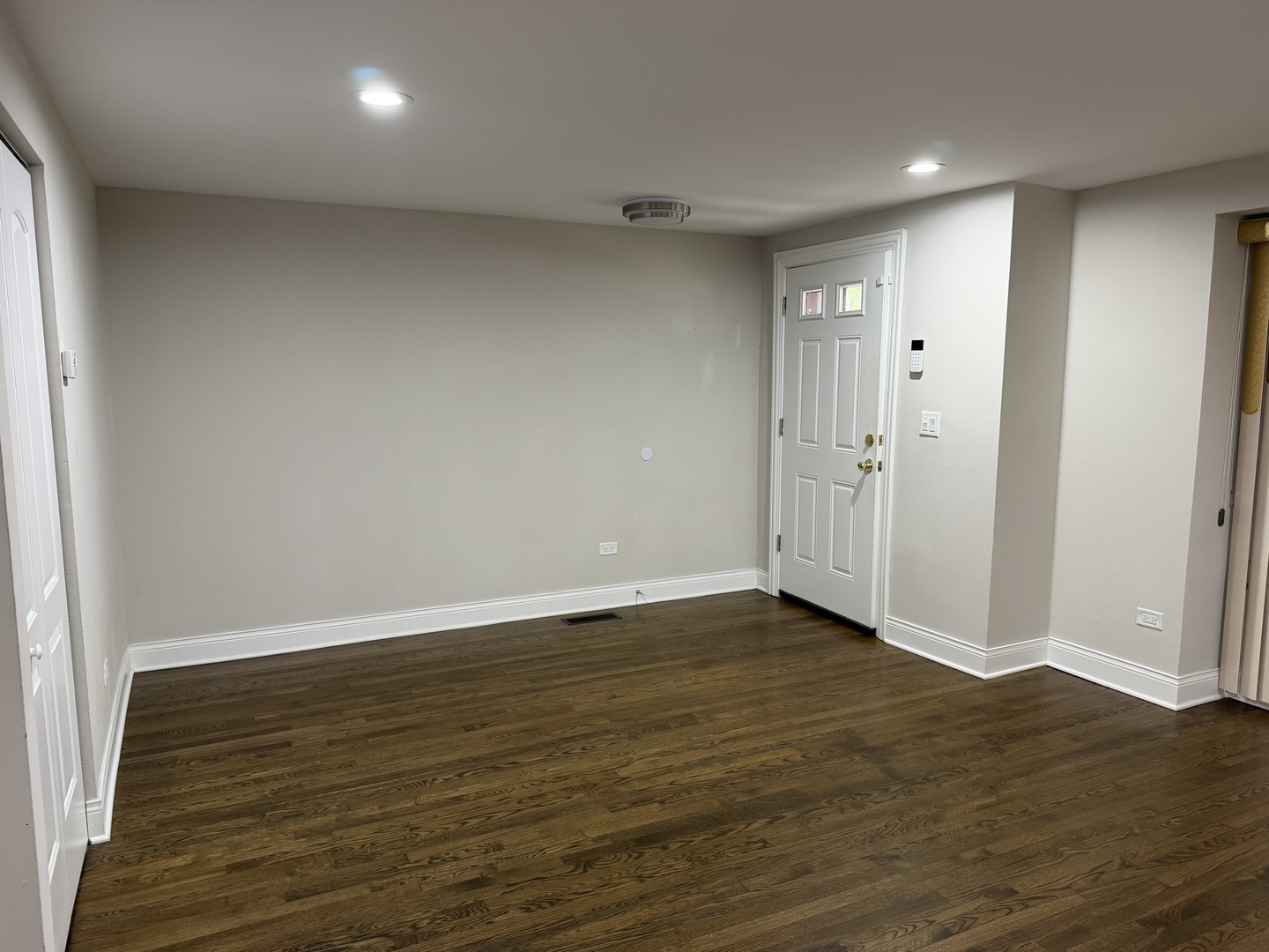 9133 S Halsted Street Property Photo 10