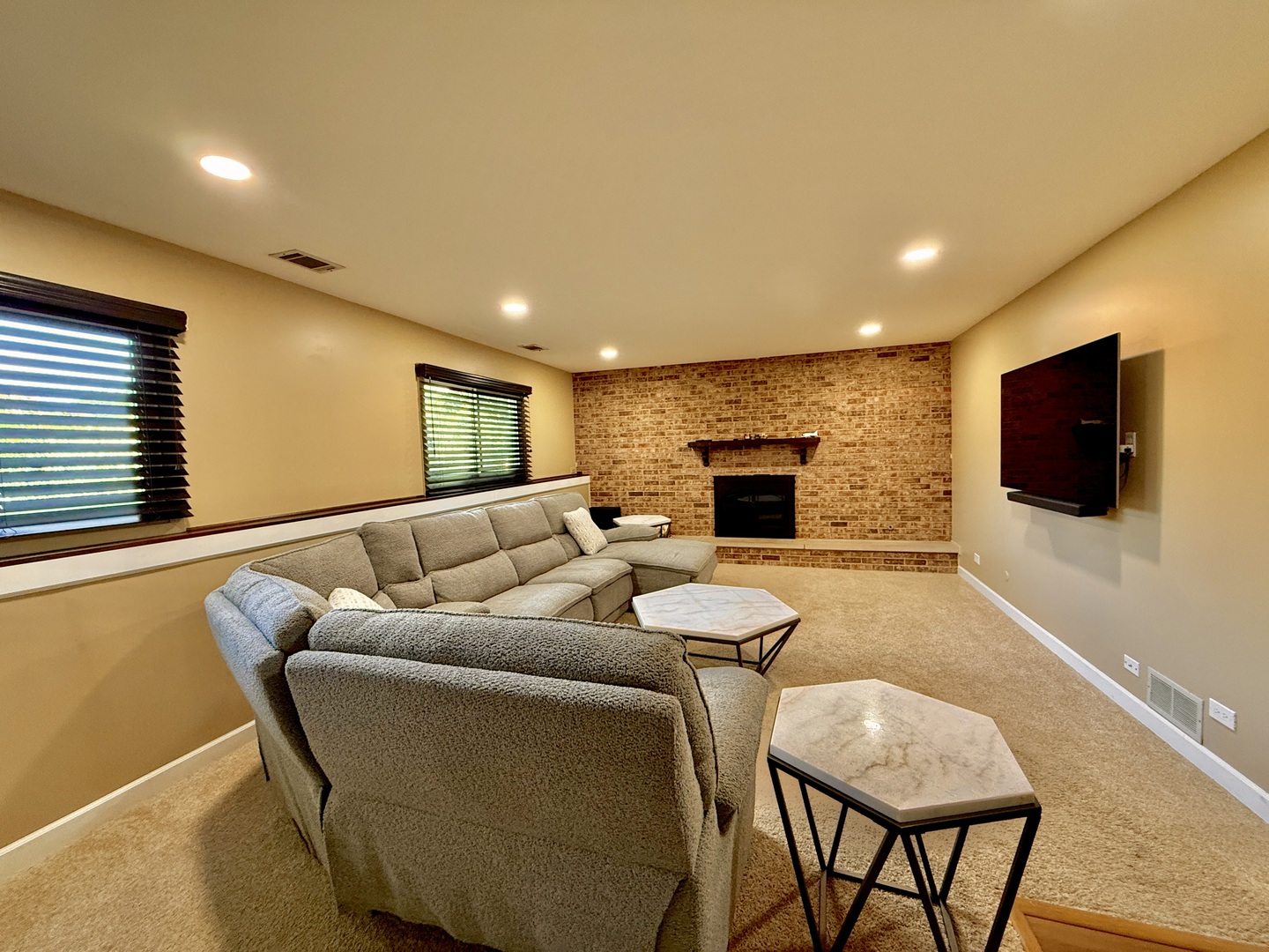 411 Sequoia Court Property Photo 6
