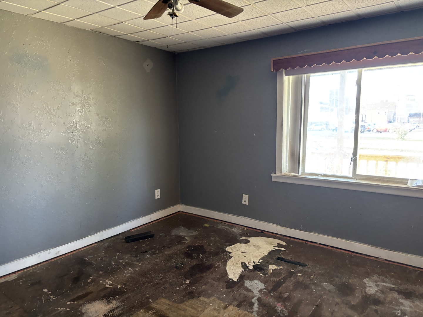 214 2nd Avenue Property Photo 5