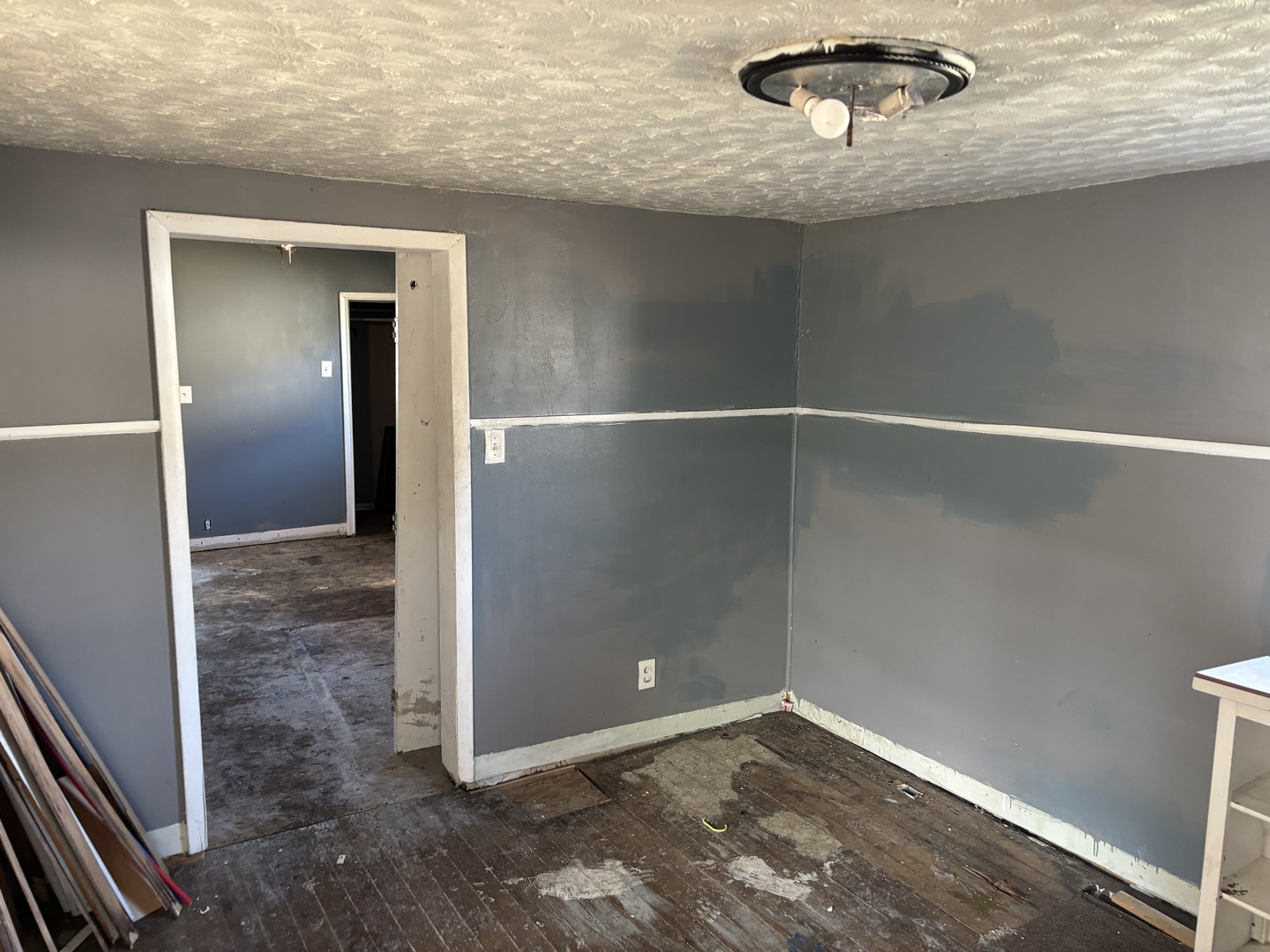 214 2nd Avenue Property Photo 10