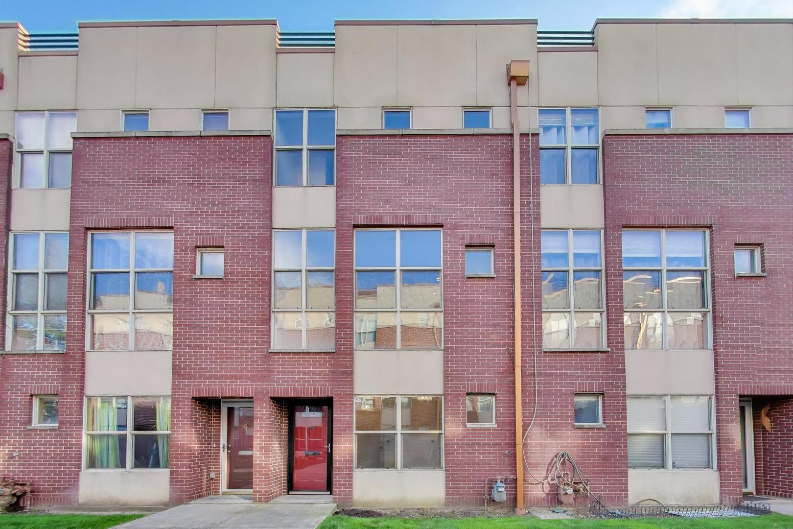 6951 N Western Avenue F Property Photo 1