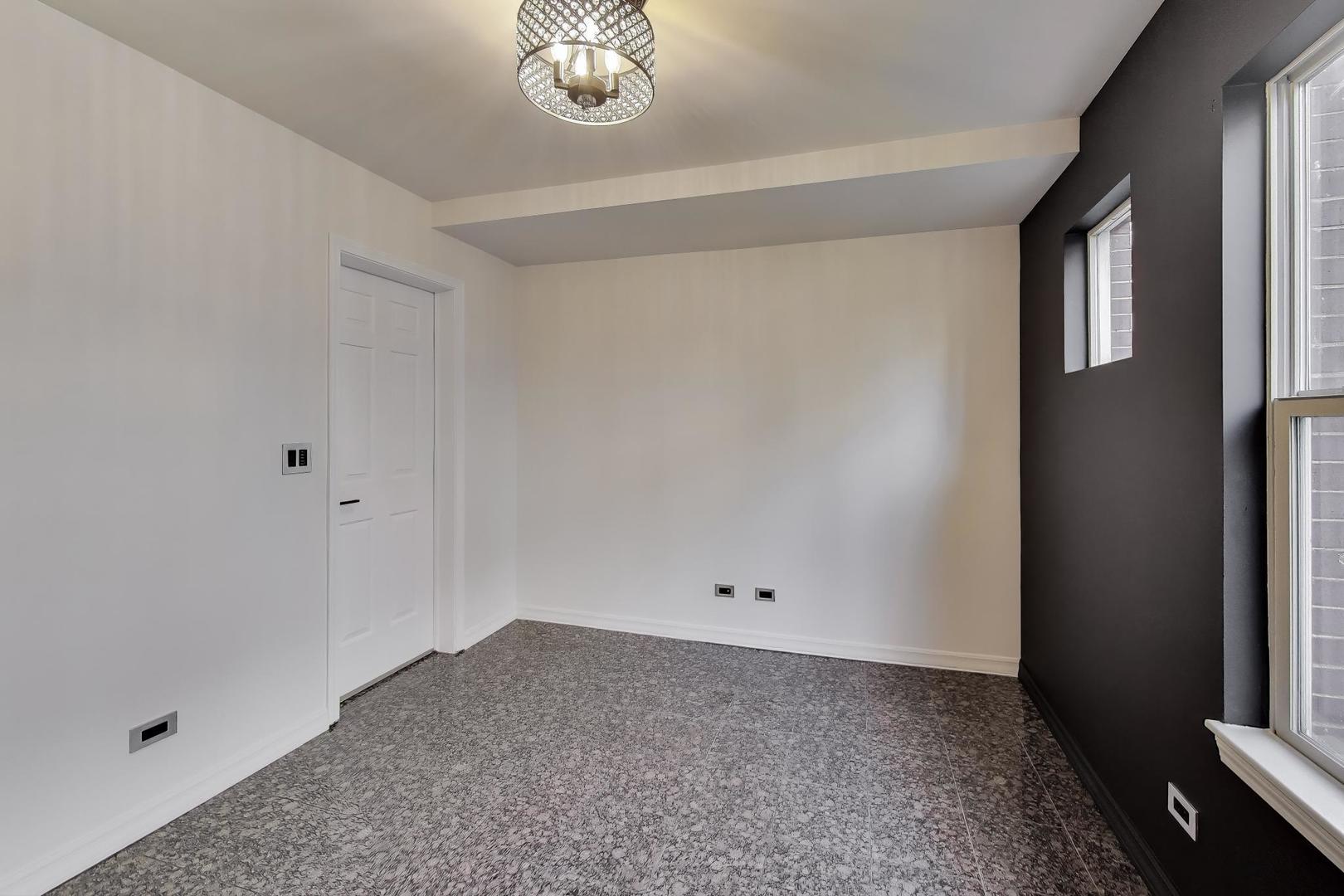 6951 N Western Avenue F Property Photo 6