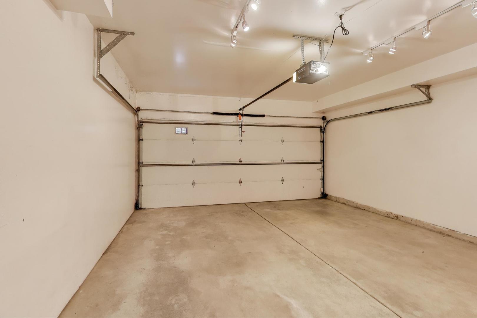 6951 N Western Avenue F Property Photo 23