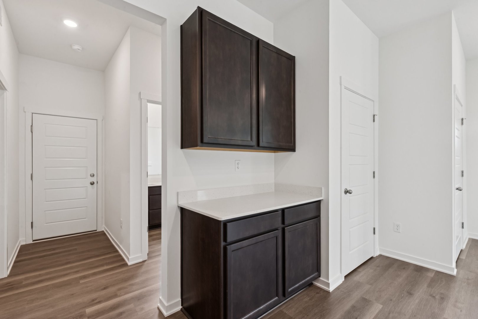 6453 Maple Glen Drive Property Photo 11