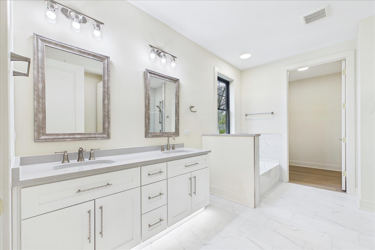 22075 W Casa Bella View Property Photo 10