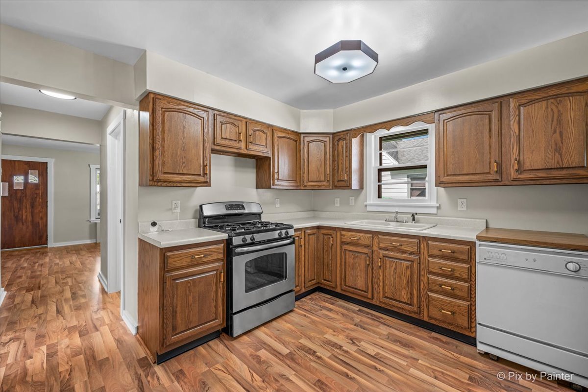 746 Parkway Avenue Property Photo 14