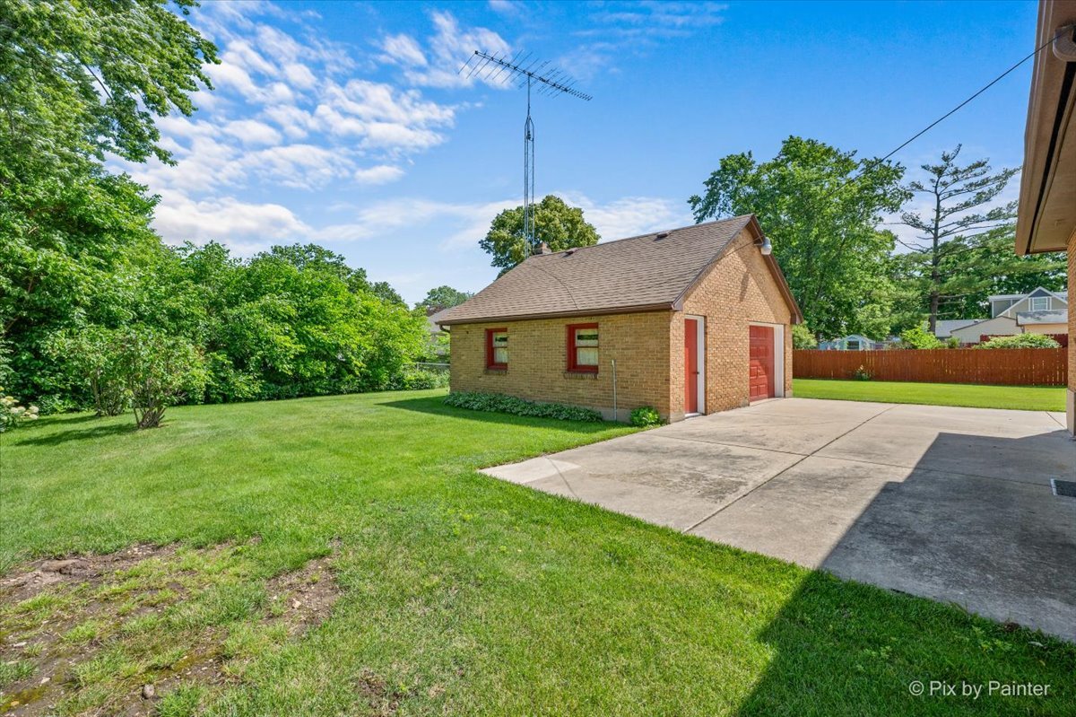 746 Parkway Avenue Property Photo 34
