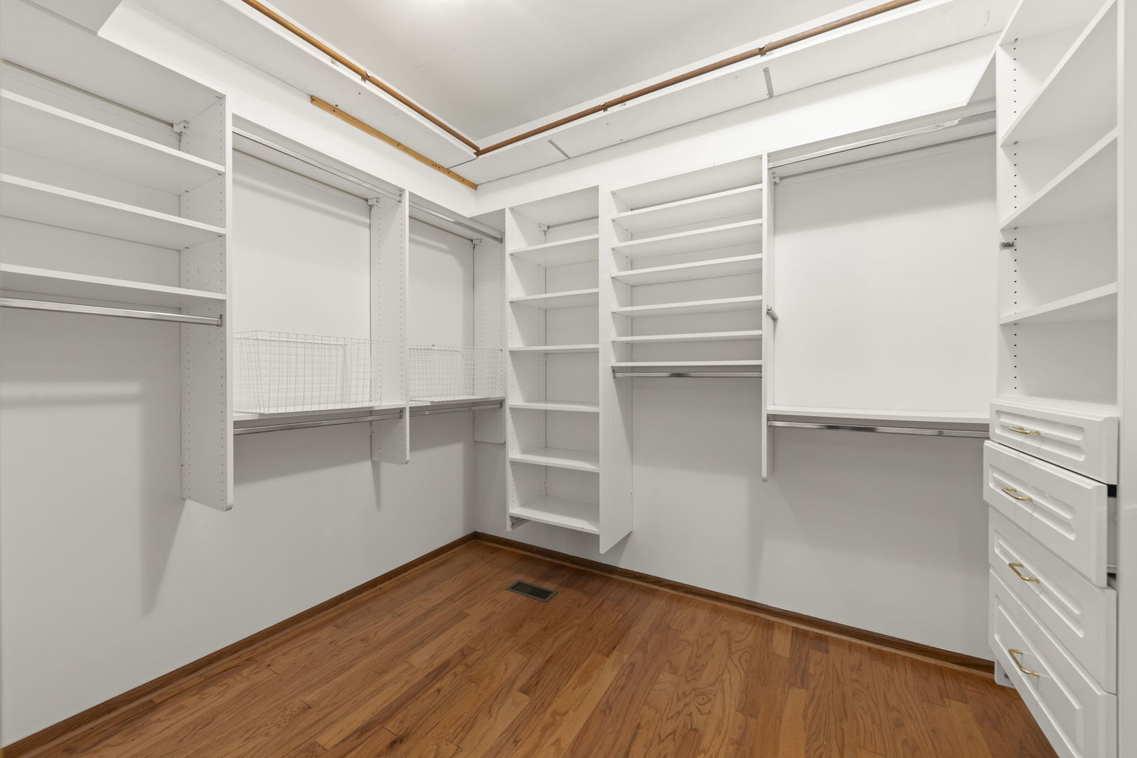 1524 Lloyd Court Property Photo 13
