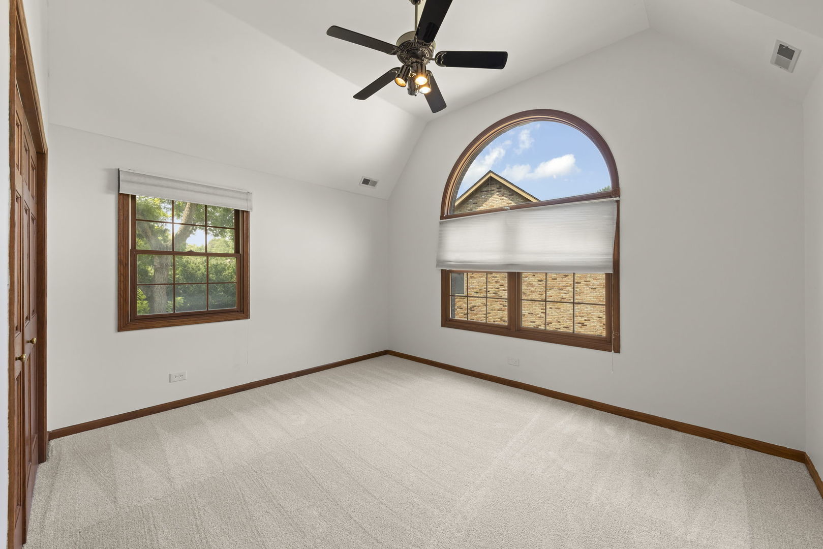 1524 Lloyd Court Property Photo 16