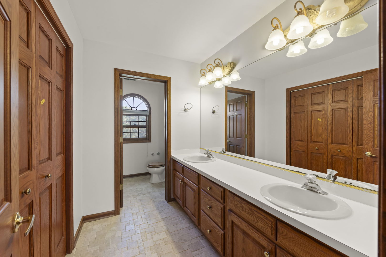 1524 Lloyd Court Property Photo 19