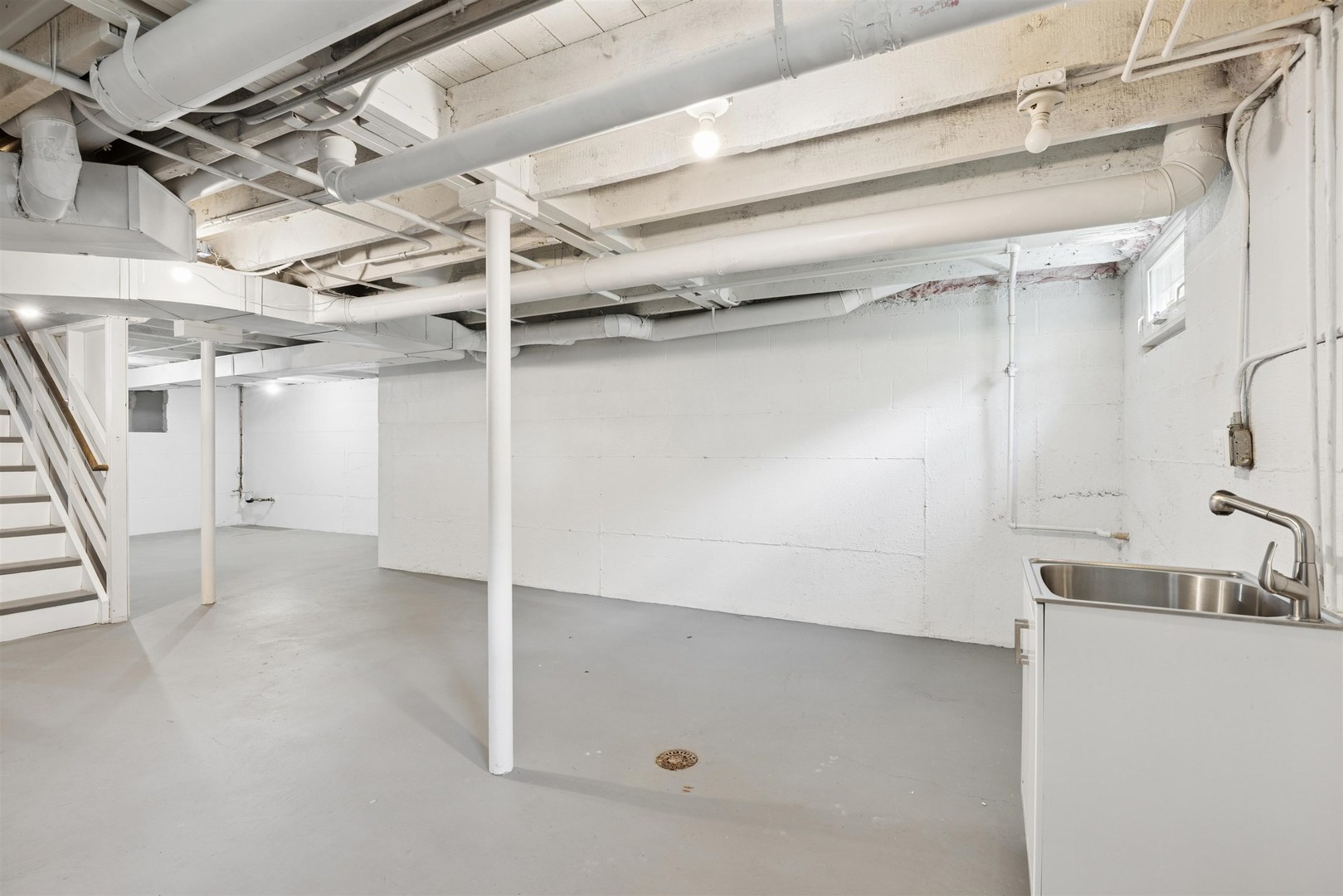 110 S Walkup Avenue Property Photo 28