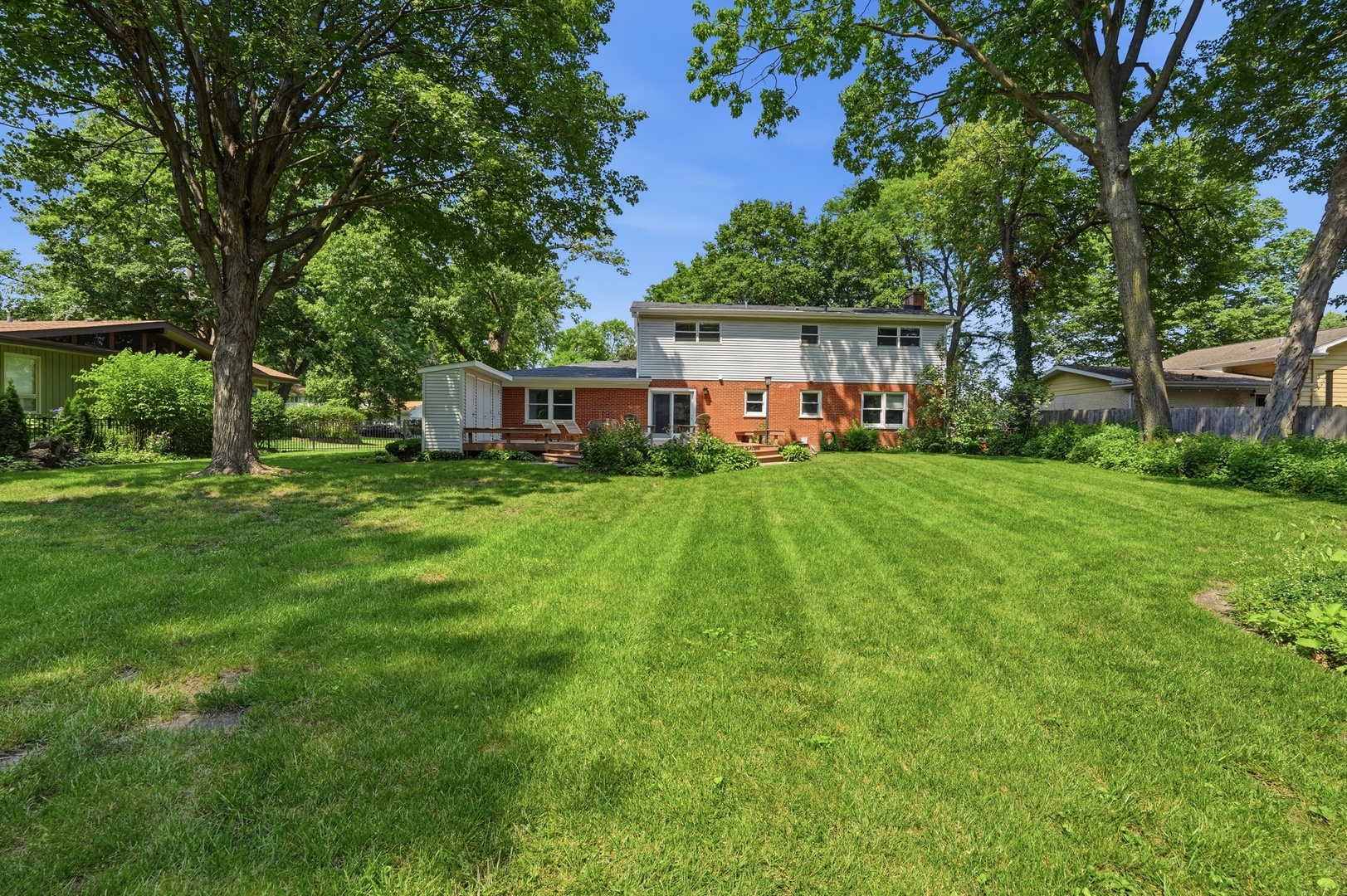 317 E Forest Lane Property Photo 54
