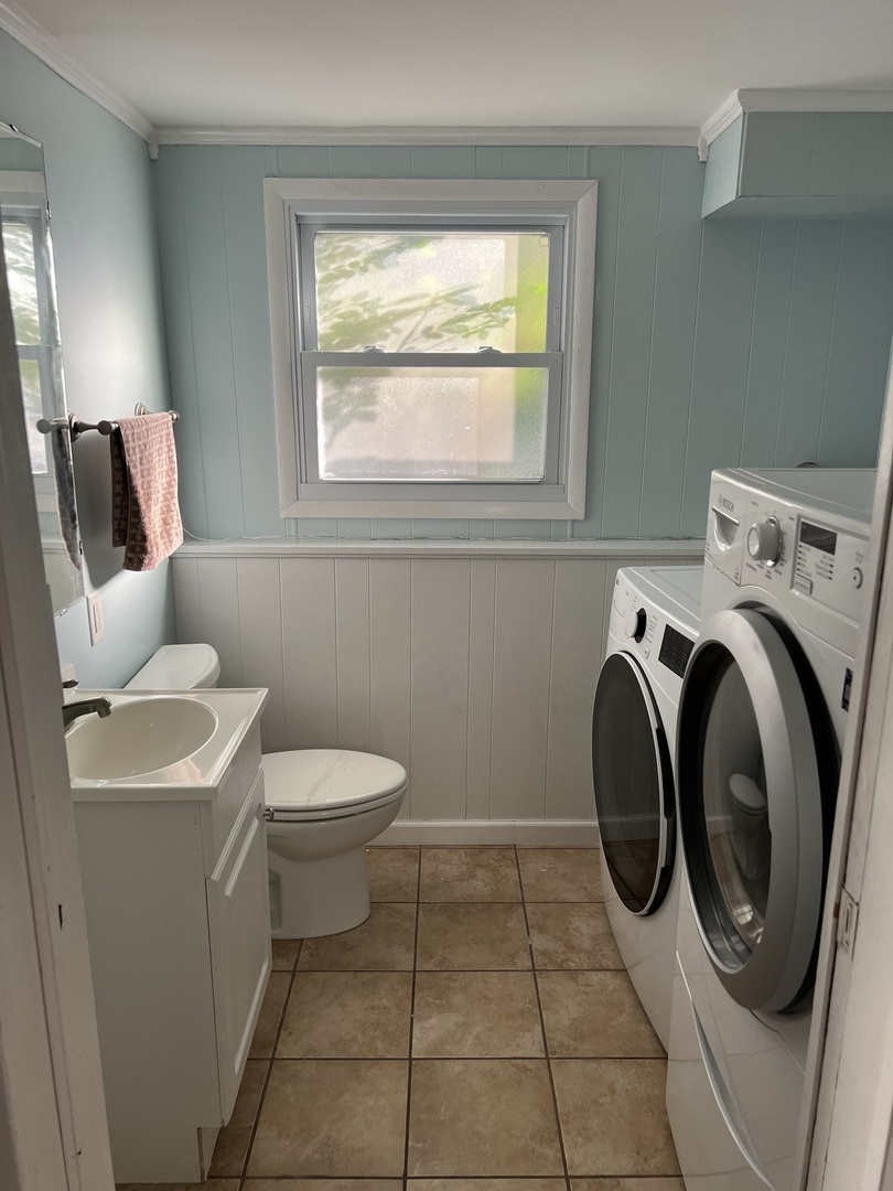 5717 Dover Road Property Photo 13