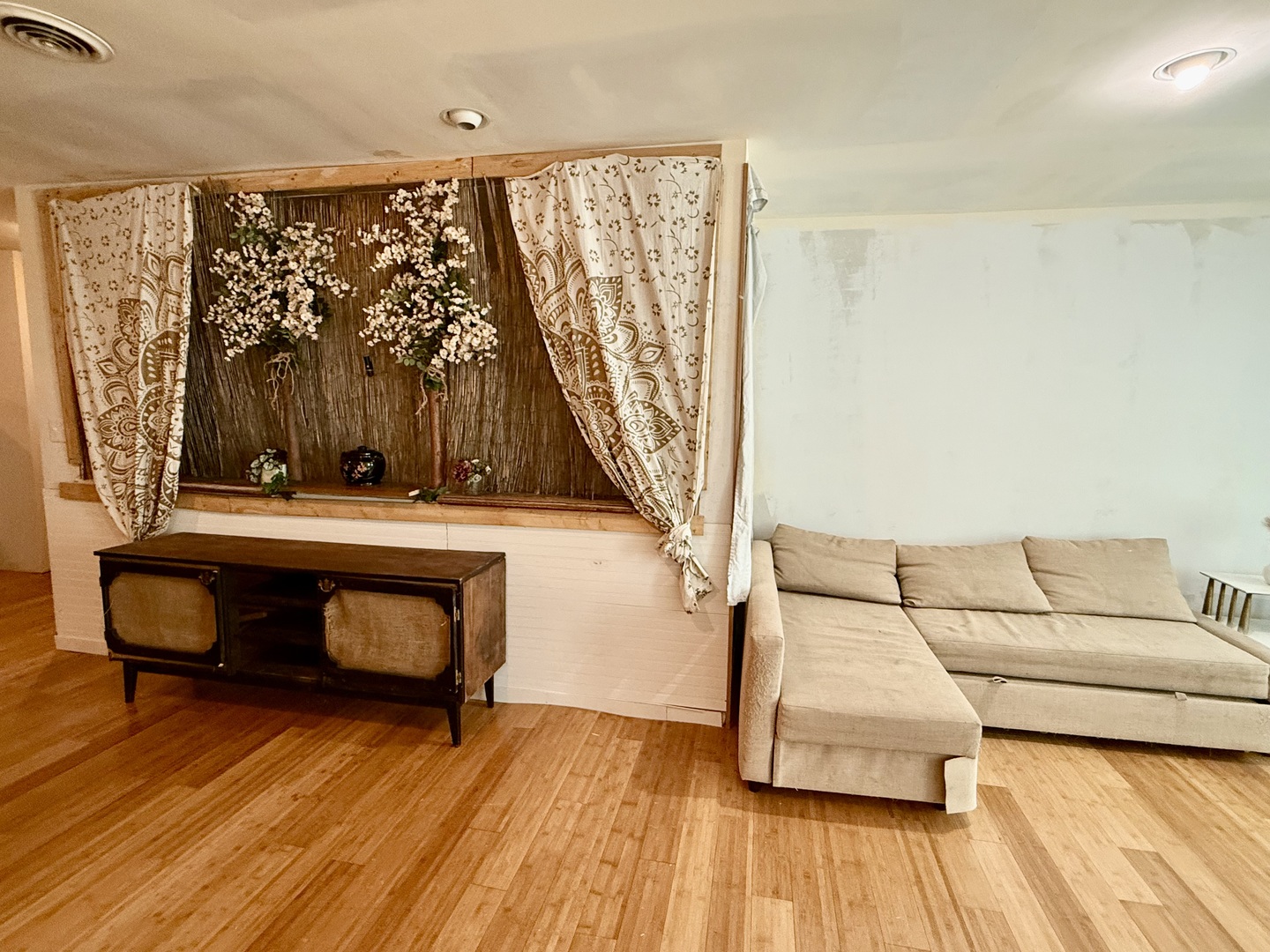 1819 4th Street Property Photo 9