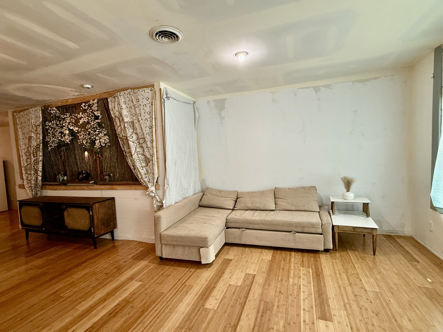 1819 4th Street Property Photo 10