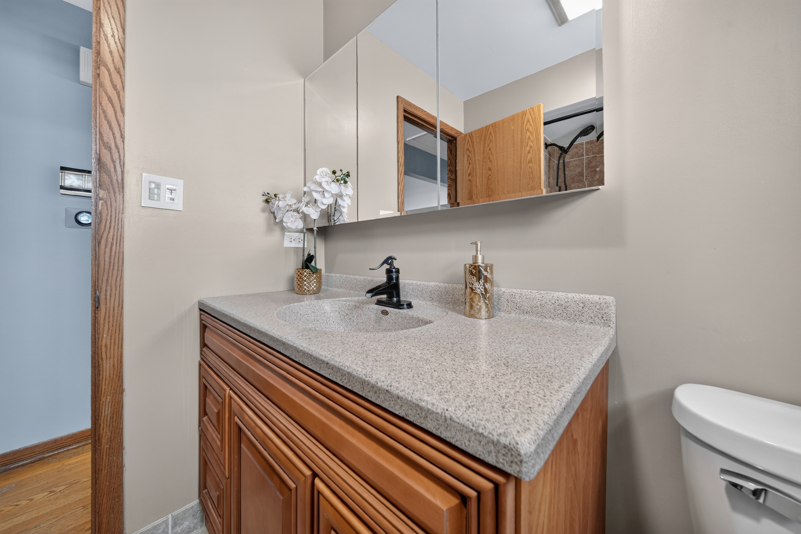 7936 W 101 Place Property Photo 14