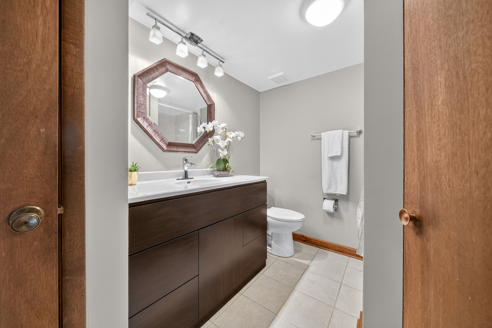 7936 W 101 Place Property Photo 22