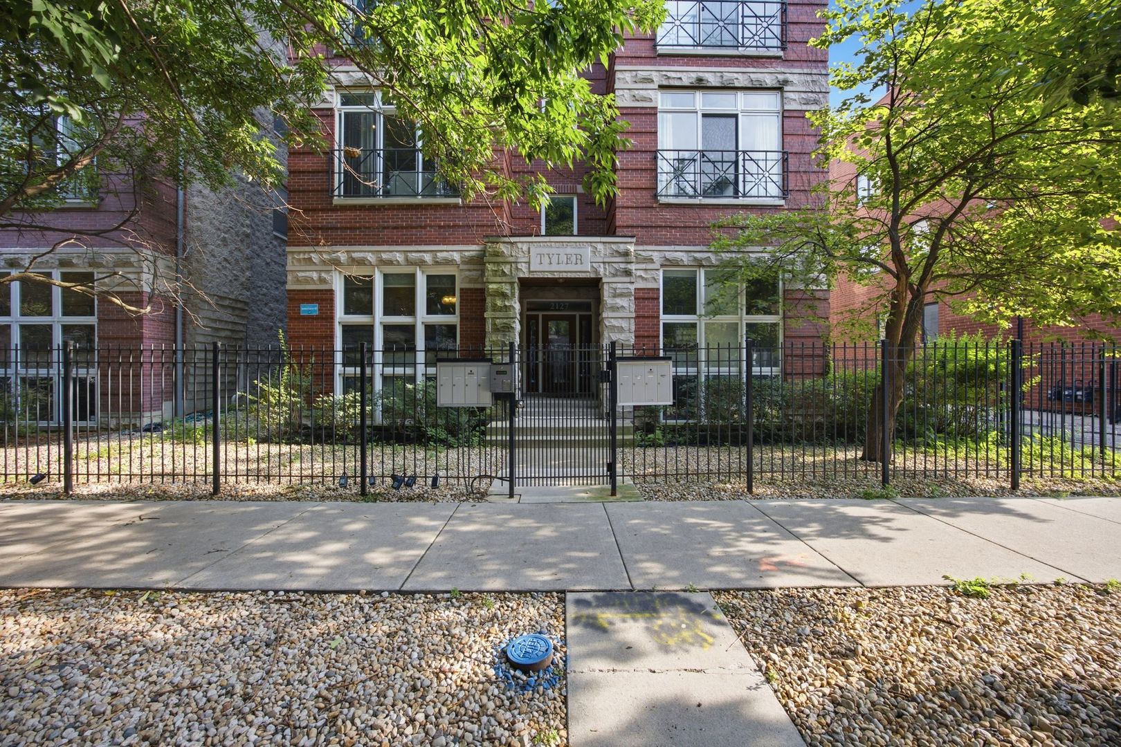 2127 W Rice Street 2e Property Photo 3