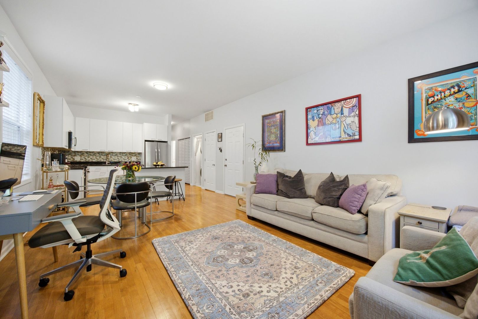 2127 W Rice Street 2e Property Photo 5