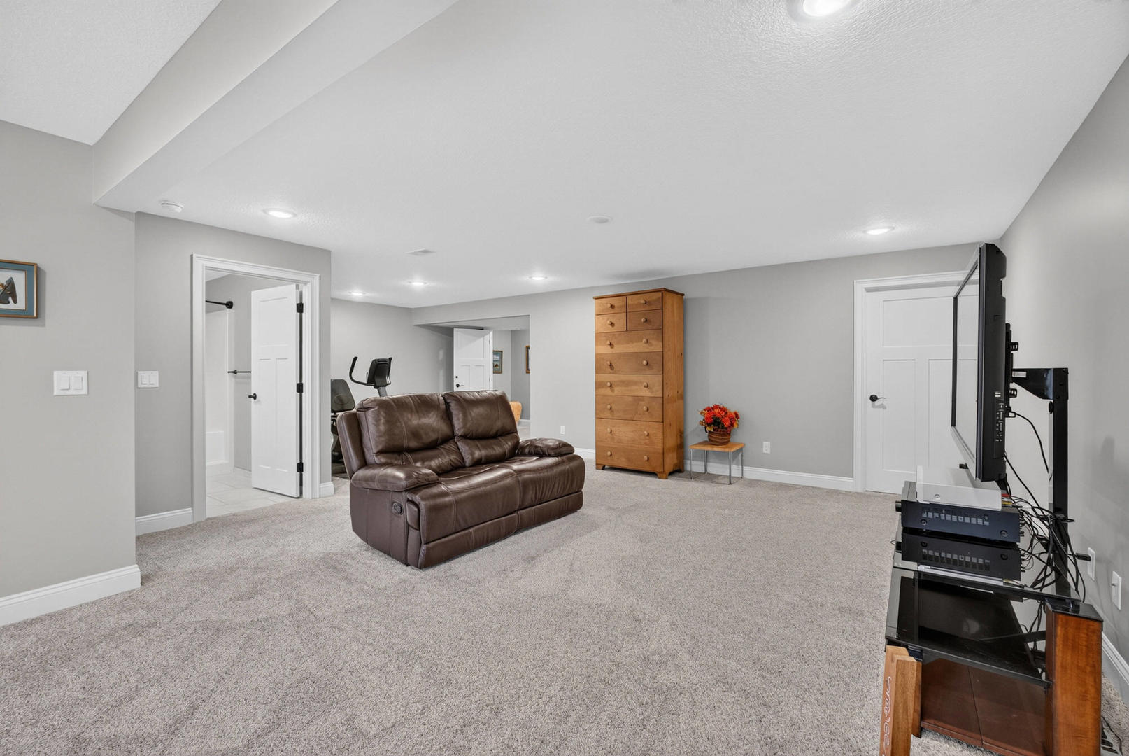 5843 Danielle Drive Property Photo 32