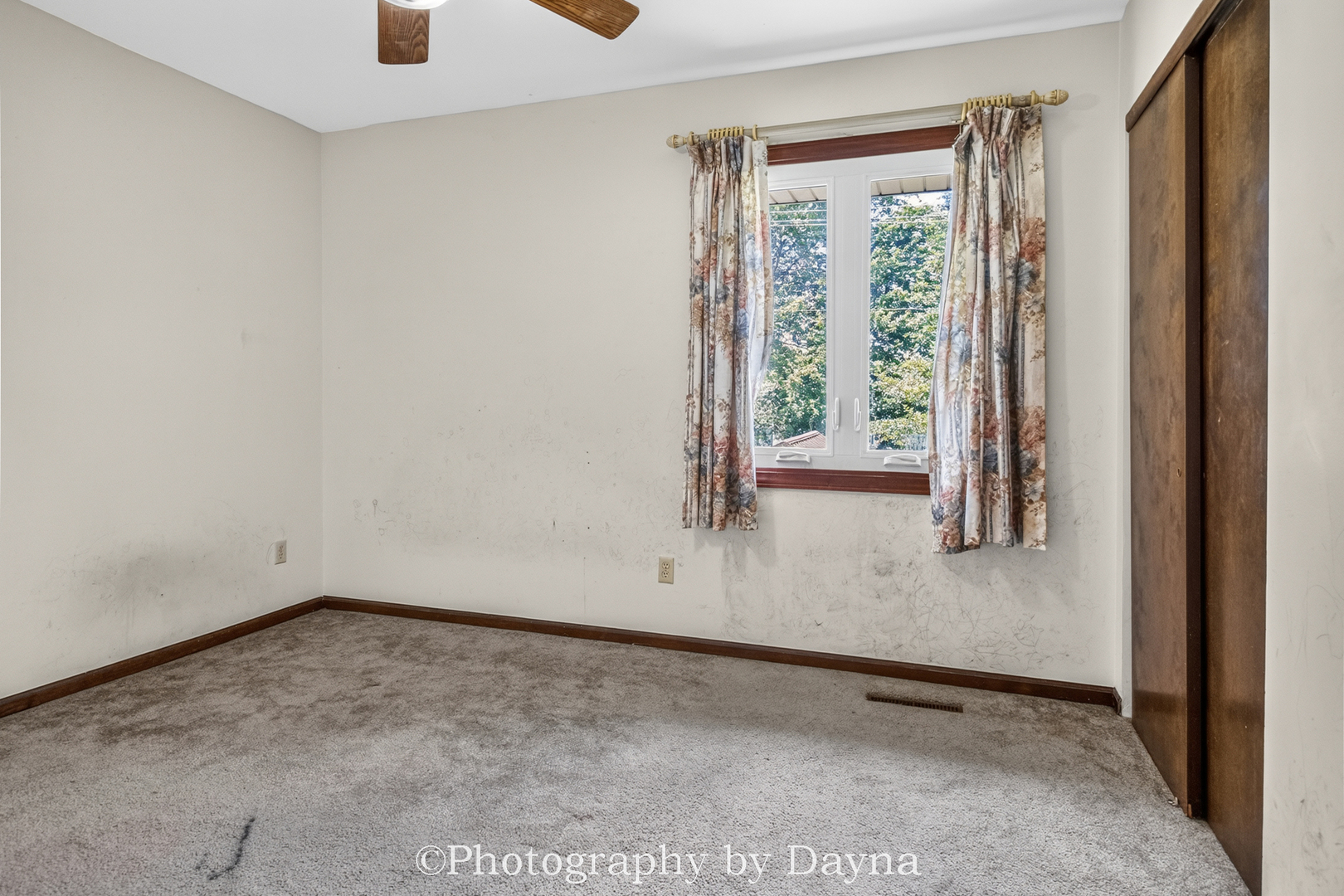 379 Fox Trail Drive Property Photo 17