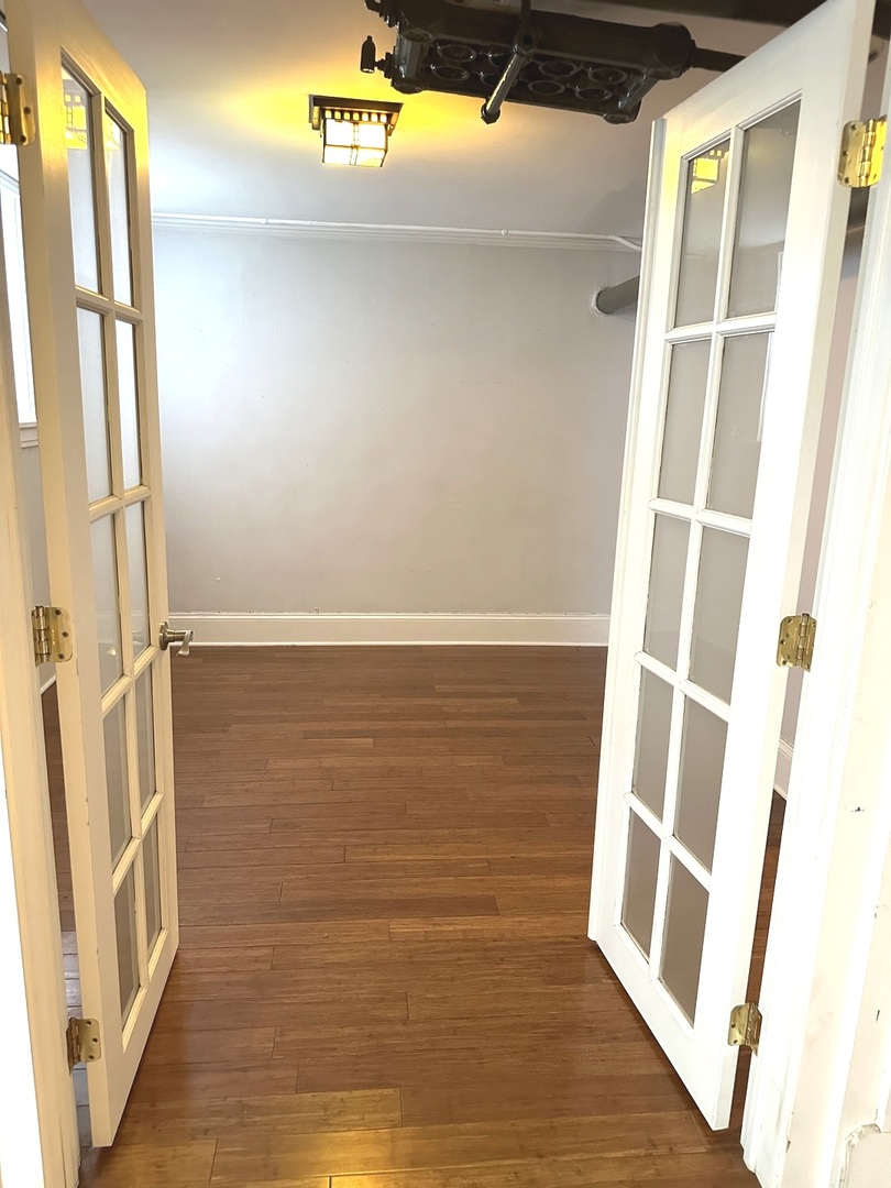 346 N Austin Boulevard G Property Photo 10