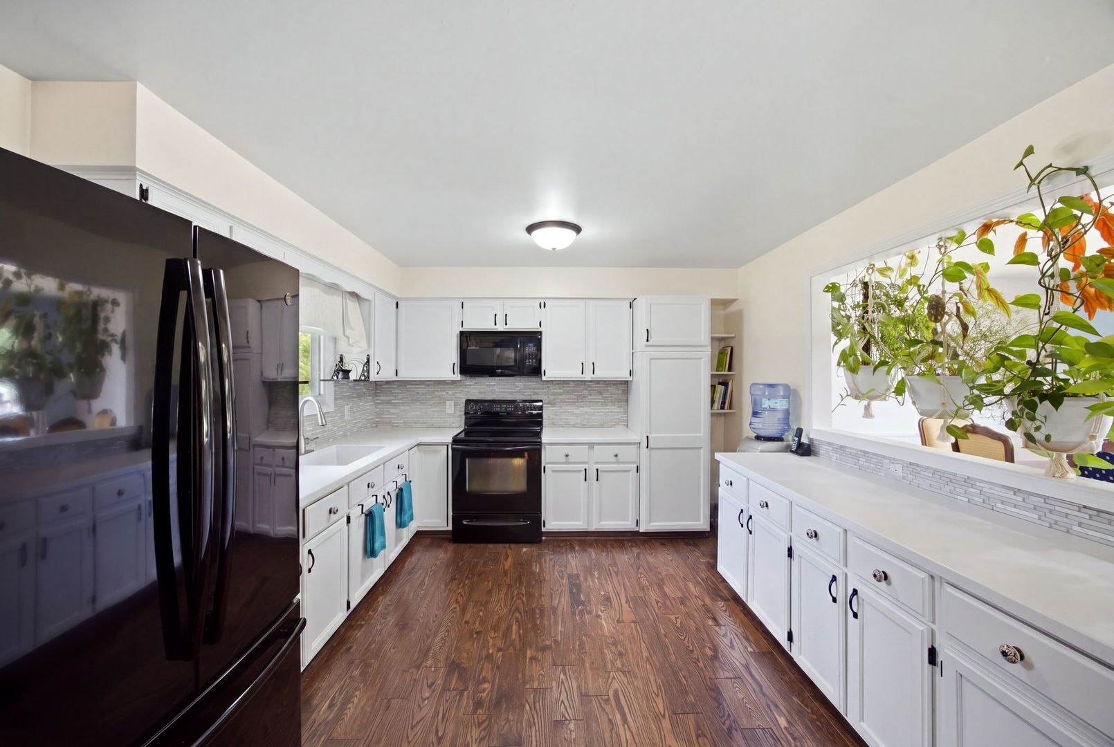 15162 S Thomas Court Property Photo 15