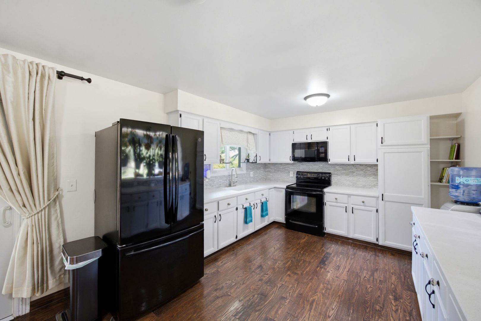 15162 S Thomas Court Property Photo 17