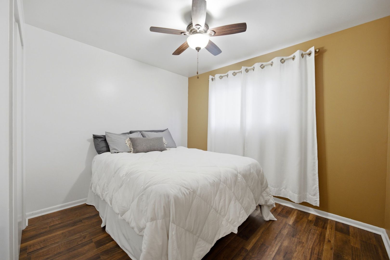 15162 S Thomas Court Property Photo 24