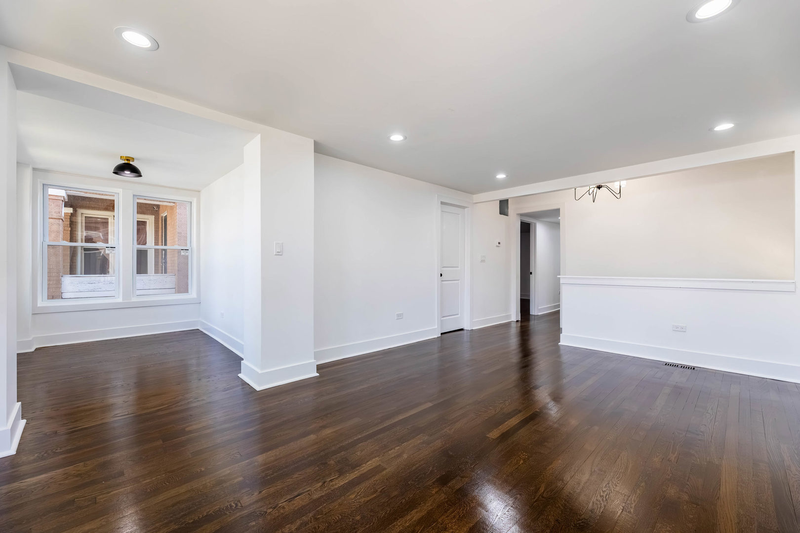 8025 S Euclid Avenue Property Photo 7