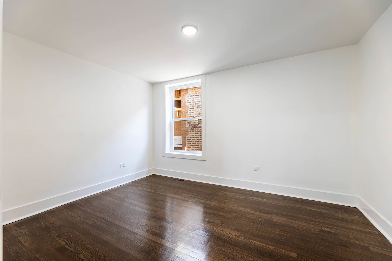 8025 S Euclid Avenue Property Photo 14
